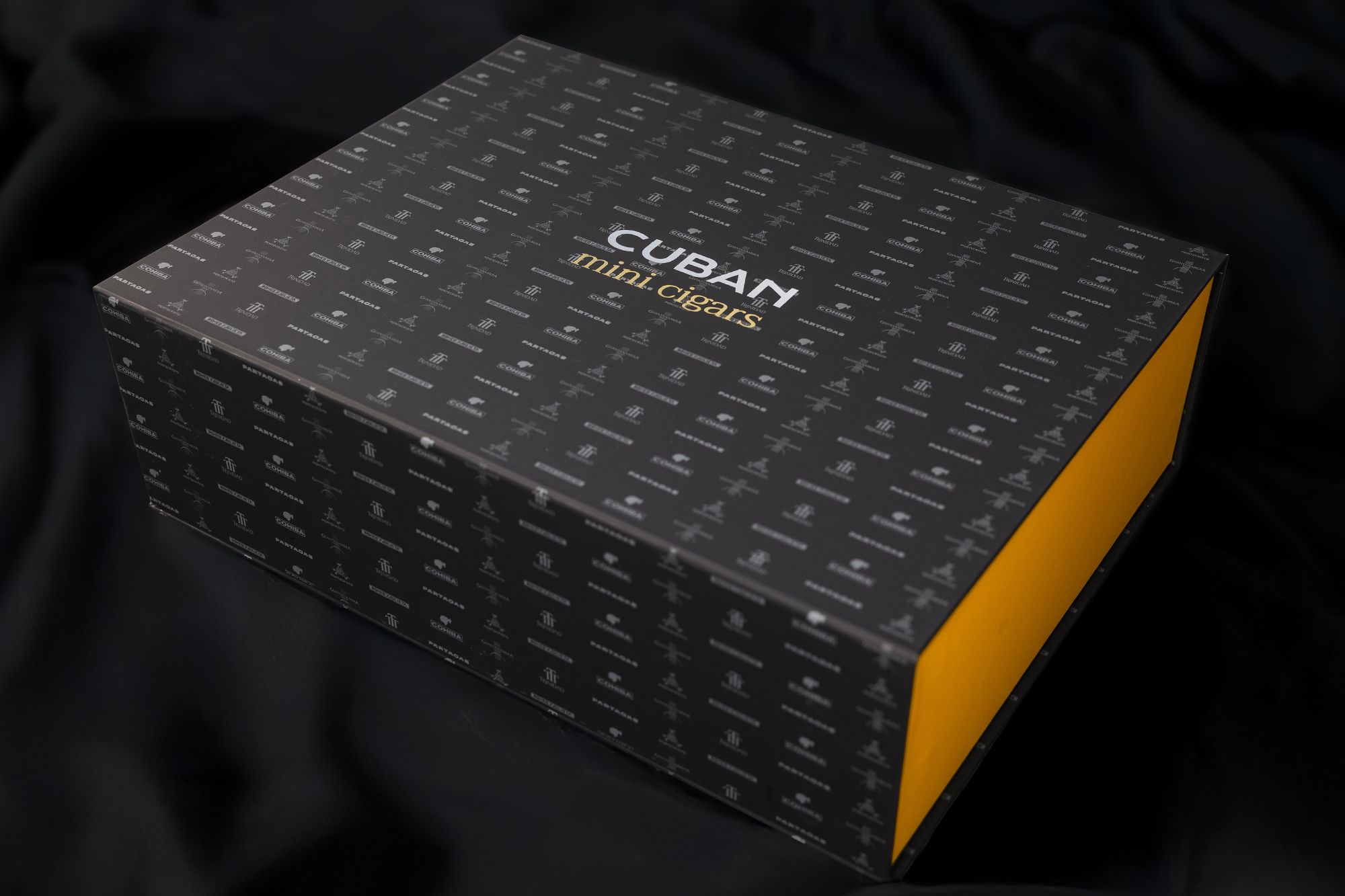 Detalle caja Cuban mini cigars